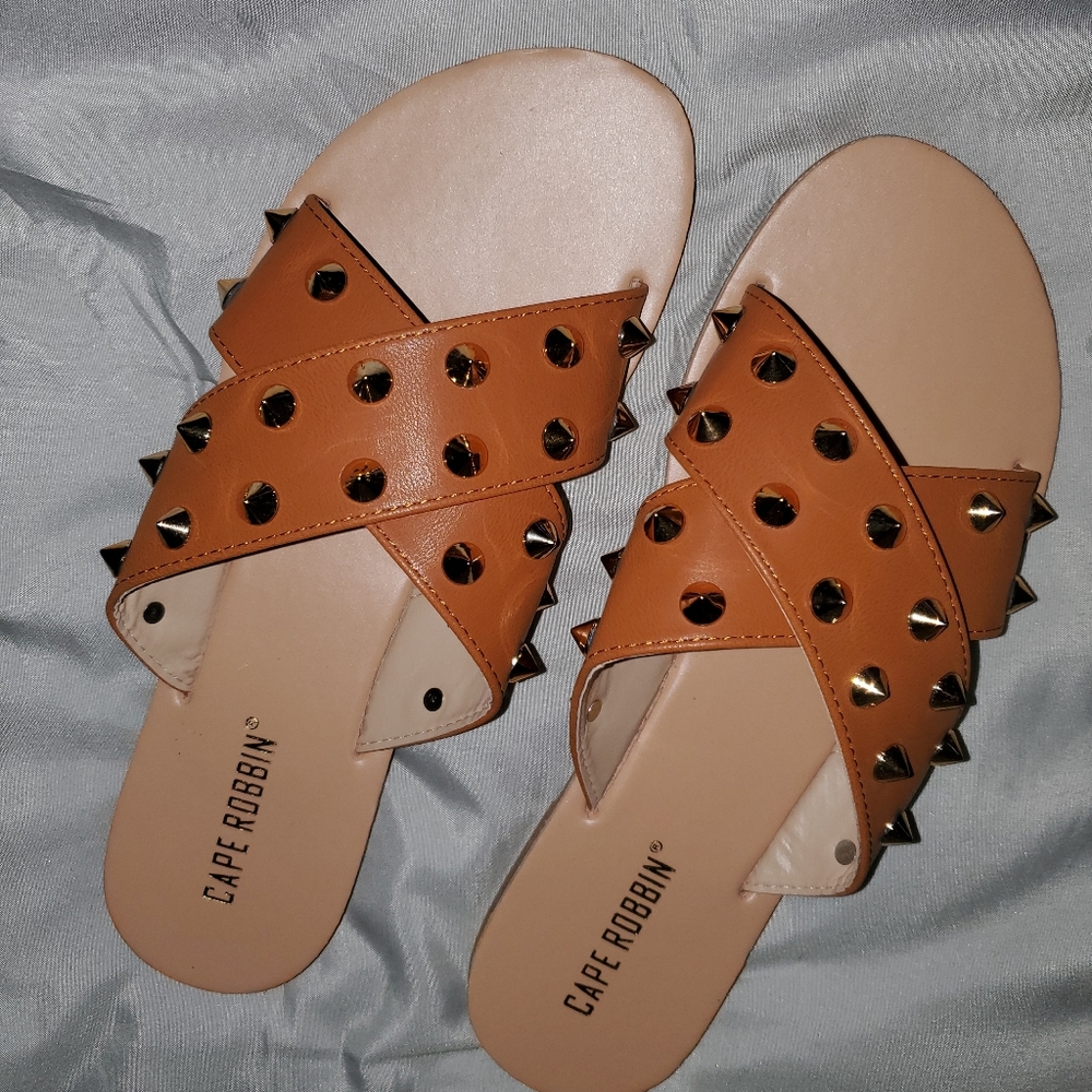 Sandals - Picture 2 of 4